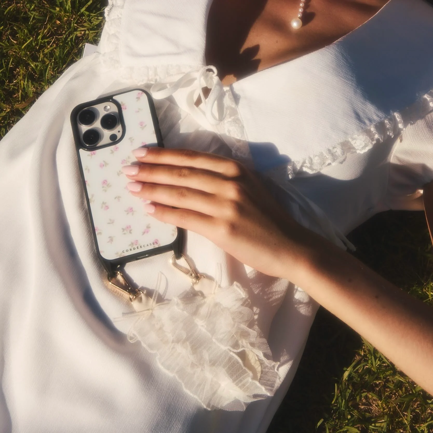 Ruffle Rose Phone Wristlet Set - Image 4