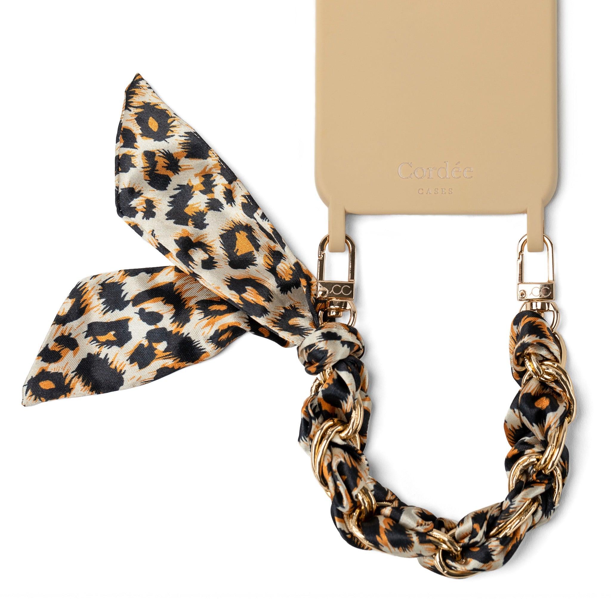 Sophie Wristlet Leopard - Image 10